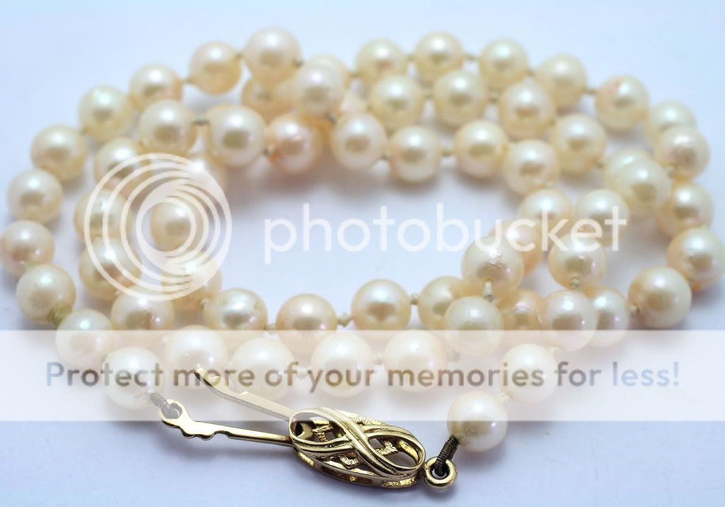 single row cultured pearls 2.
